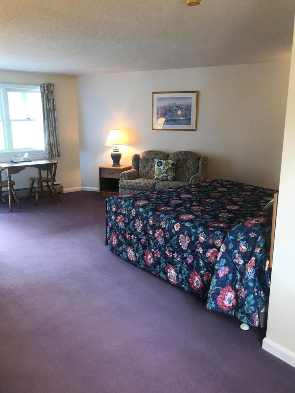 Four Seasons Motor Inn Twin Mountain Екстер'єр фото