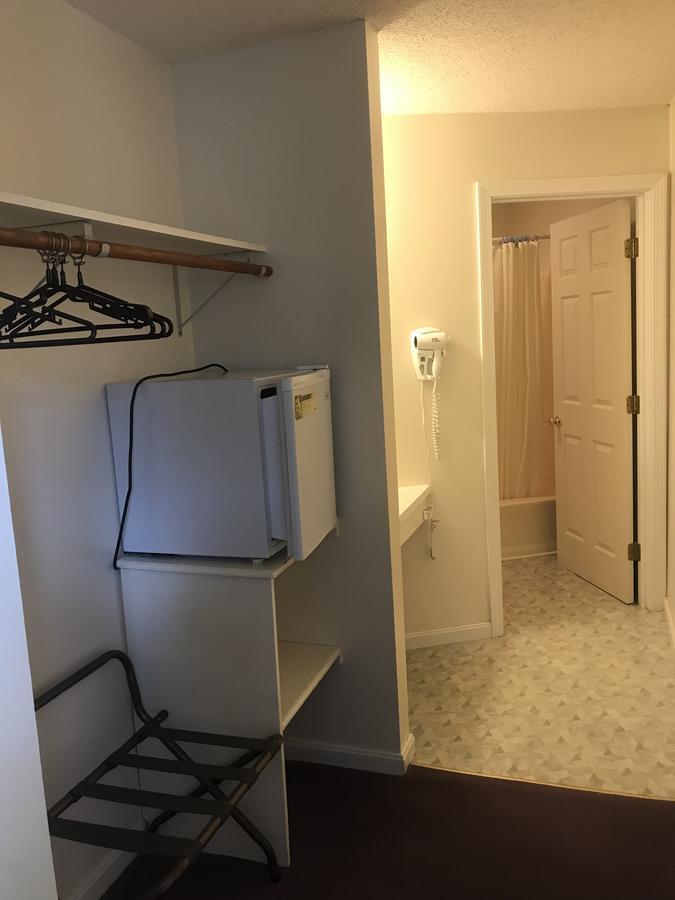 Four Seasons Motor Inn Twin Mountain Екстер'єр фото