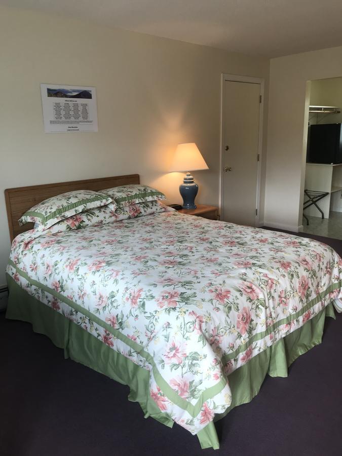 Four Seasons Motor Inn Twin Mountain Екстер'єр фото